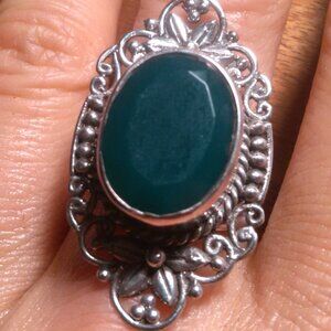 Bali Legacy Verde Onyx Sterling Silver Antique Garden and Floral Ring (Size 9)
